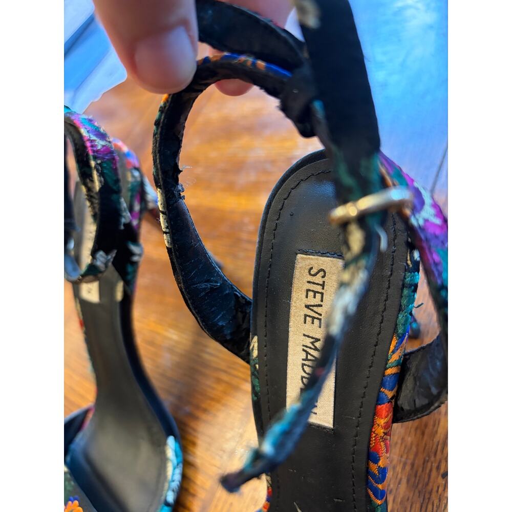 Steve Madden Reno Floral Embroidered Stiletto Heels 8.5 Black Brocade - Picture 9 of 16